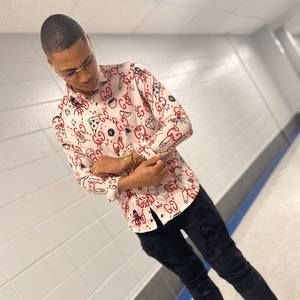 Meet your Posher, Donte